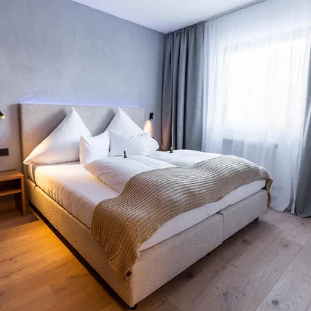 Quality Hosts Arlberg - Afoch Fei - 4* Санкт-Антон-ам-Арльберг