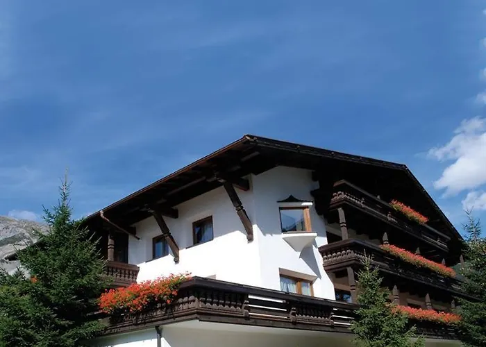 לינה וארוחת בוקר Quality Hosts Arlberg - Afoch Fei - 4*