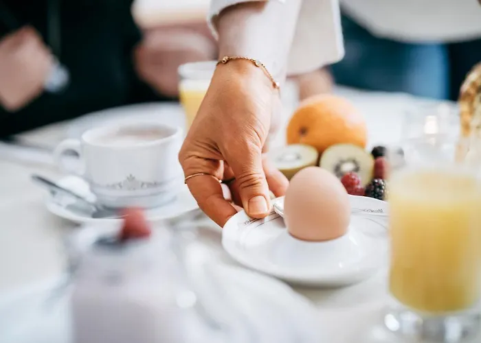 לינה וארוחת בוקר Quality Hosts Arlberg - Afoch Fei -