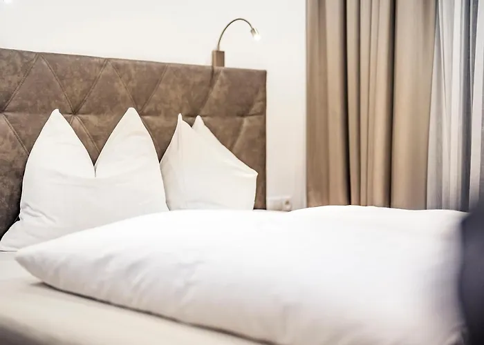 Quality Hosts Arlberg - Afoch Fei - לינה וארוחת בוקר 4*