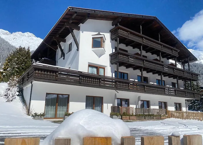 לינה וארוחת בוקר Quality Hosts Arlberg - Afoch Fei -