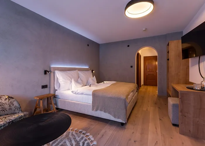 Quality Hosts Arlberg - Afoch Fei - לינה וארוחת בוקר סן אנטון