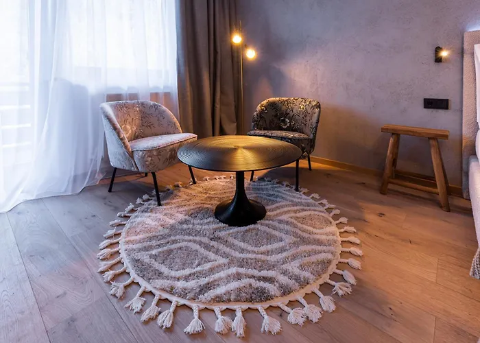 לינה וארוחת בוקר Quality Hosts Arlberg - Afoch Fei - I Boutique Living סן אנטון