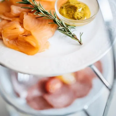 Quality Hosts Arlberg - Afoch Fei - 4* St. Anton am Arlberg