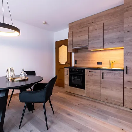 Quality Hosts Arlberg - Afoch Fei - Nocleg ze śniadaniem St. Anton am Arlberg